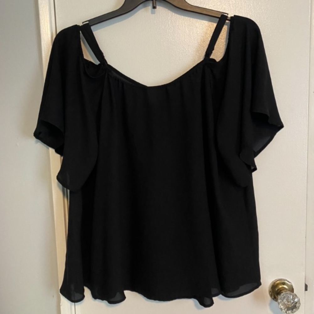 2X Torrid Black Polyester Off the Shoulder Top